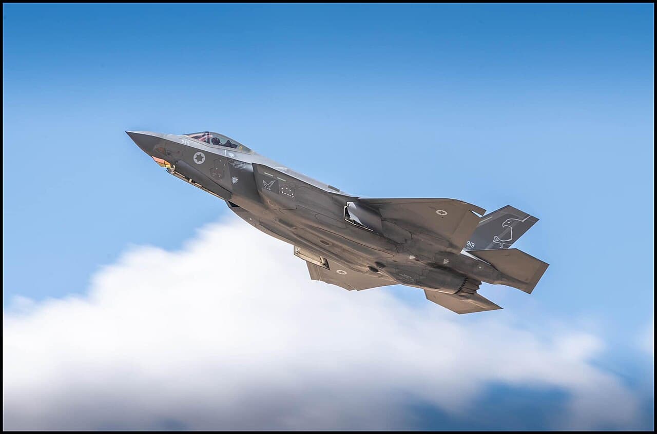 Israeli Air Force F-35I Adir stealth fighter in flight — the centerpiece of Israel's decisive technological edge over Iran